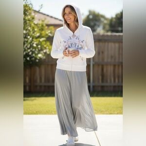 🎉HP🎉BeBe Women's Cropped Bejewled Hoodie Jacket